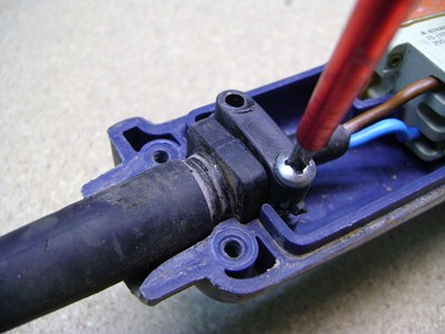 screw_holder_cable.JPG
